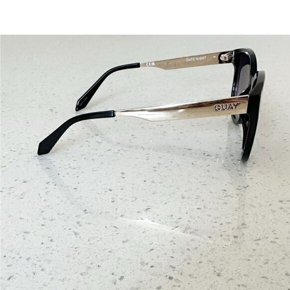 Quay Australia Date Night Round Sunglasses Black main image 8